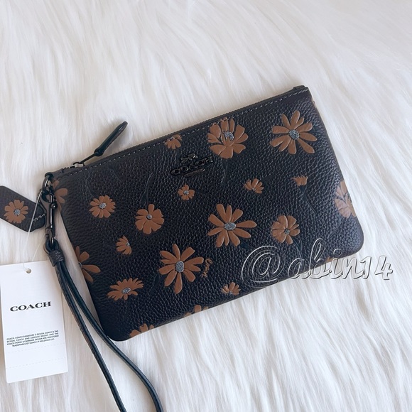 NWT Coach Floral Print Leather Wristlet Clutch - Picture 3 of 5